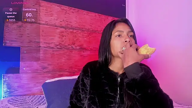 Fernanda liie  online show from 06-03-26, 01:01