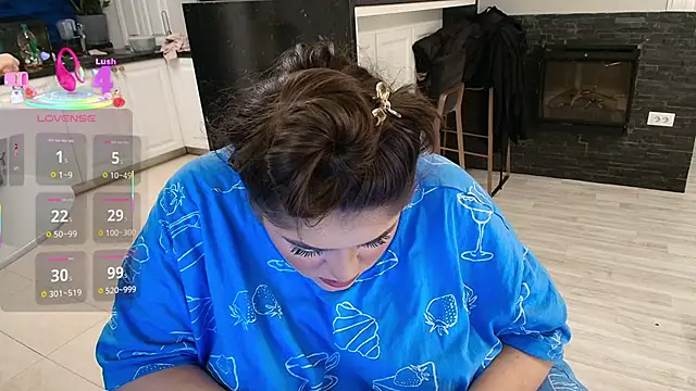 Layla- online show from 11-27-25, 11:43