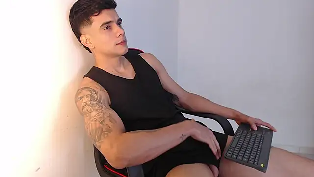 adam levis17 online show from 10-24-25, 05:50