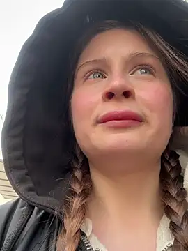 melicious  online show from 03-04-25, 02:42