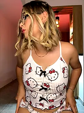 allison wen online show from 11-04-25, 01:20