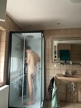 xy monkeyBigCock online show from 09-27-25, 09:26