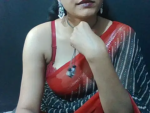 Snapshot of sugandha_bhabhi chatting on 10-24-25, 04:39 sugandha bhabhi online show from 10-24-25, 04:39