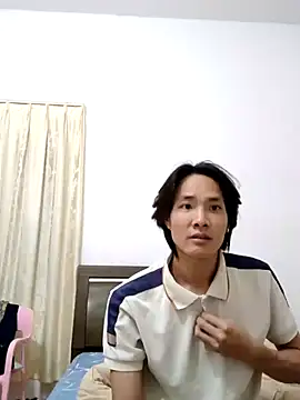 Dannyhobb online show from 11-16-25, 01:38