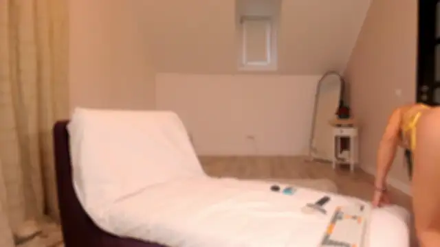 Snapshot of SabrinaSky chatting on 03-10-25, 05:54 SabrinaSky online show from 03-10-25, 05:54