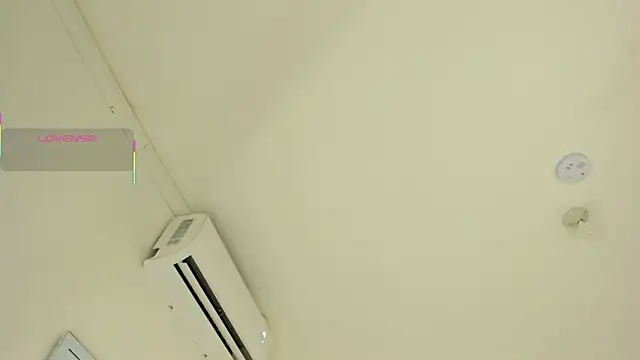Emilly wilson  online show from 10-18-25, 11:56
