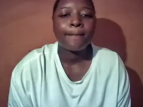 sexyhips2001 online show from 10-21-25, 09:14