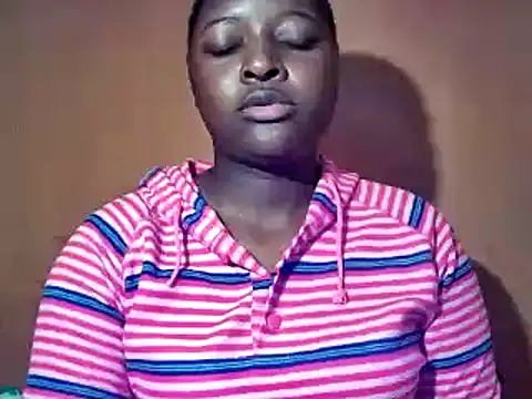 sexyhips2001 online show from 10-20-25, 07:36