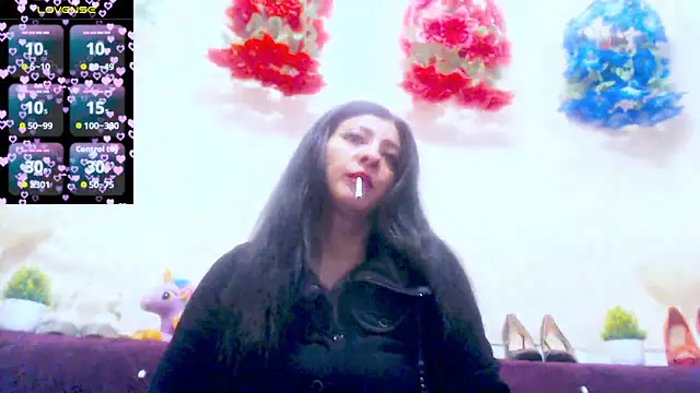 Alina eve online show from 10-27-25, 02:18