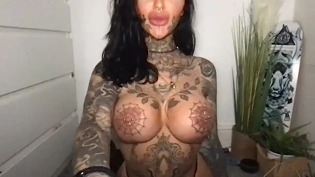 Peaches and the Cream online show from 03-24-26, 02:28