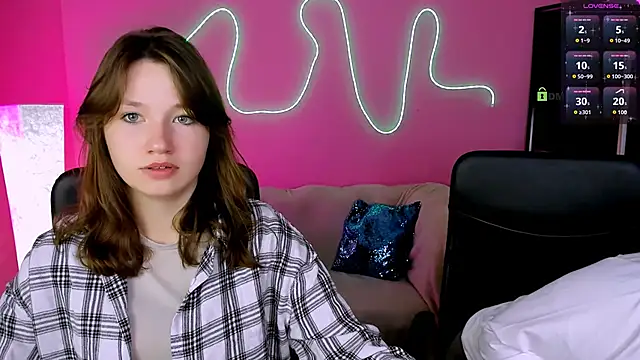 Snapshot of helli_belli chatting on 03-04-26, 08:49 helli belli online show from 03-04-26, 08:49