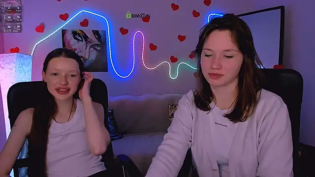 Snapshot of helli_belli chatting on 02-25-26, 12:11 helli belli online show from 02-25-26, 12:11