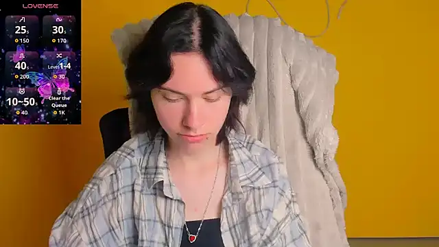 Snapshot of Fiona_Night chatting on 05-06-26, 05:22 Fiona Night online show from 05-06-26, 05:22