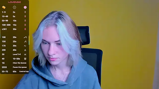 Fiona Night online show from 09-17-25, 05:26