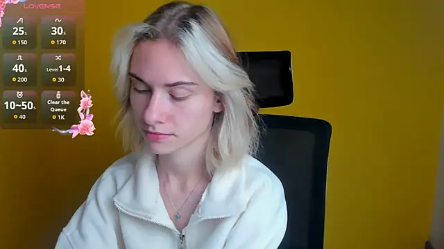 Fiona Night online show from 10-11-25, 05:08