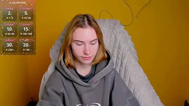 Fiona Night online show from 02-08-26, 07:39