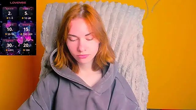 Fiona Night online show from 04-08-26, 05:20