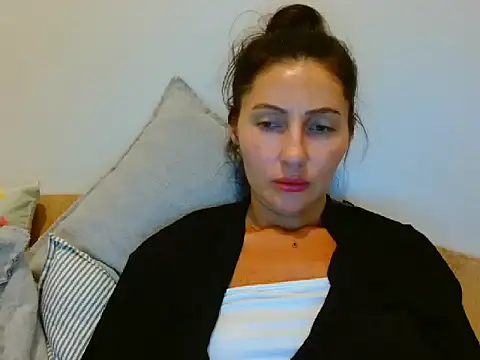 Irina9793 online show from 07-05-26, 07:43