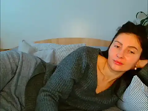 Snapshot of Irina9793 chatting on 02-11-26, 09:42 Irina9793 online show from 02-11-26, 09:42