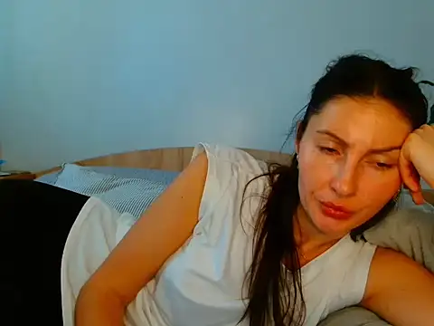 Irina9793 online show from 04-06-26, 08:59