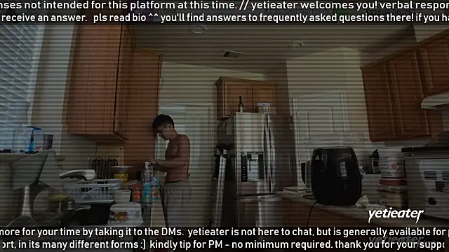 yetieater online show from 07-08-26, 03:45