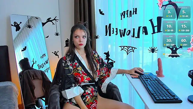 Alice neon online show from 10-26-25, 12:44