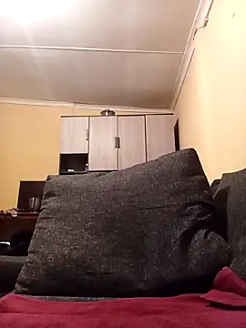 JuicyMilkyTizzy online show from 10-22-25, 09:35