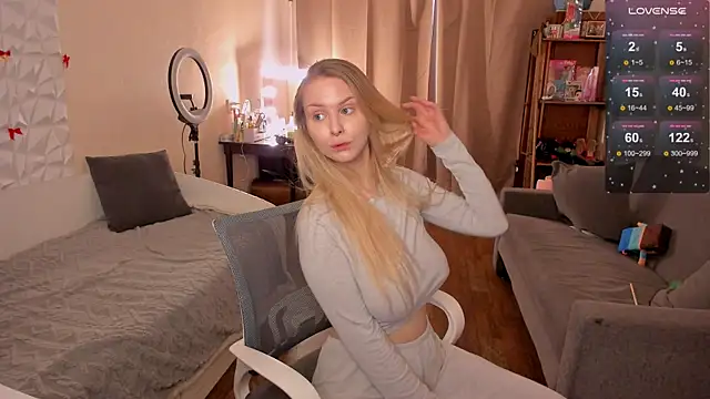 Beatrice 7 online show from 03-22-26, 11:12