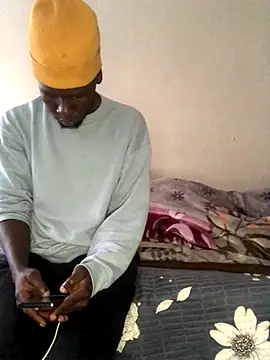 Snapshot of menzix96 chatting on 10-13-25, 03:35 menzix96 online show from 10-13-25, 03:35