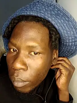 Snapshot of menzix96 chatting on 06-24-26, 04:49 menzix96 online show from 06-24-26, 04:49