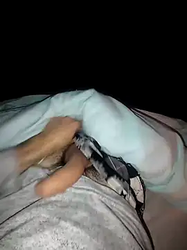 Cazzettostorto99 online show from 11-04-25, 10:35