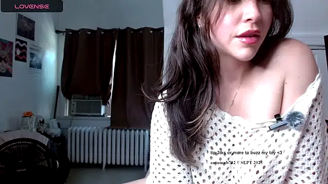 autumnb712 online show from 09-23-25, 04:58