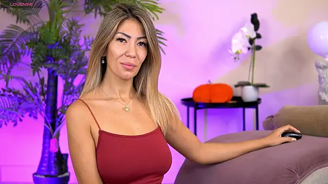 SophiaPotts online show from 11-04-25, 03:54