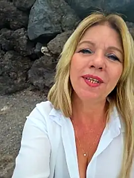 Melody73 online show from 10-27-25, 11:11