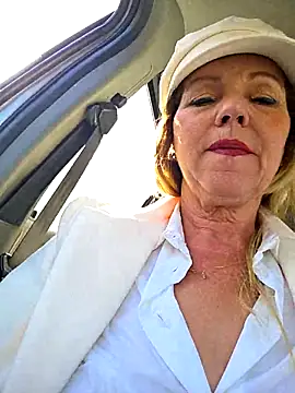 Melody73 online show from 11-15-25, 11:47