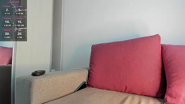 Snapshot of nicholasX1 chatting on 10-06-25, 05:41 nicholasX1 online show from 10-06-25, 05:41