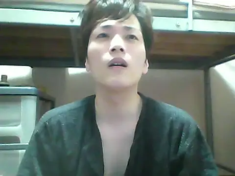 Snapshot of mgnhiroyuki chatting on 09-09-25, 03:38 mgnhiroyuki online show from 09-09-25, 03:38