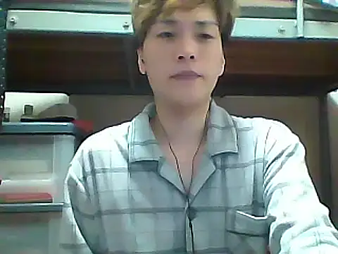 Snapshot of mgnhiroyuki chatting on 03-13-25, 10:47 mgnhiroyuki online show from 03-13-25, 10:47