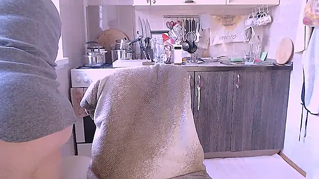 SoftLia online show from 09-21-25, 05:34