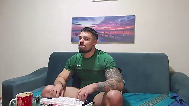 Tiberius hunk online show from 01-13-26, 05:28