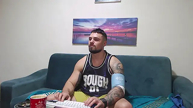 Tiberius hunk online show from 01-09-26, 07:59