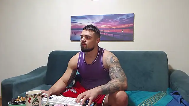 Tiberius hunk online show from 01-11-26, 07:43