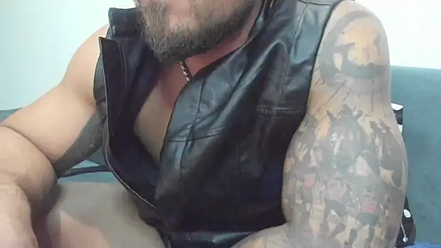 Tiberius hunk online show from 03-15-25, 06:32