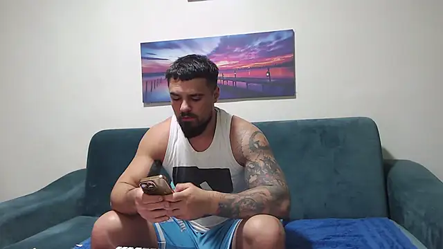 Tiberius hunk online show from 10-24-25, 06:12