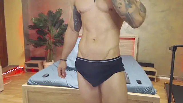 Snapshot of Tiberius_hunk chatting on 06-11-26, 02:53 Tiberius hunk online show from 06-11-26, 02:53