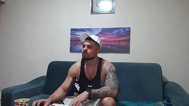 Tiberius hunk online show from 01-19-26, 05:11