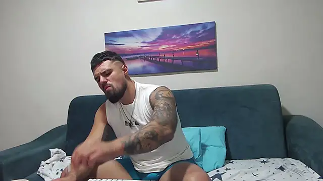 Tiberius hunk online show from 10-01-25, 04:11