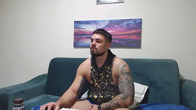 Tiberius hunk online show from 12-15-25, 06:08