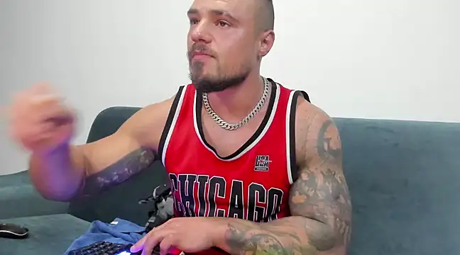 Tiberius hunk online show from 03-10-25, 10:18