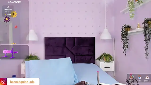 Hanaahquinn online show from 10-13-25, 11:56